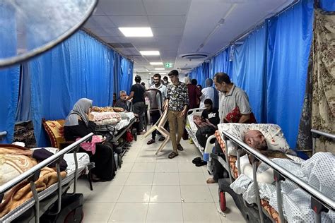 Thousands who were sheltering at Gaza City’s hospitals flee as Israel-Hamas war closes in